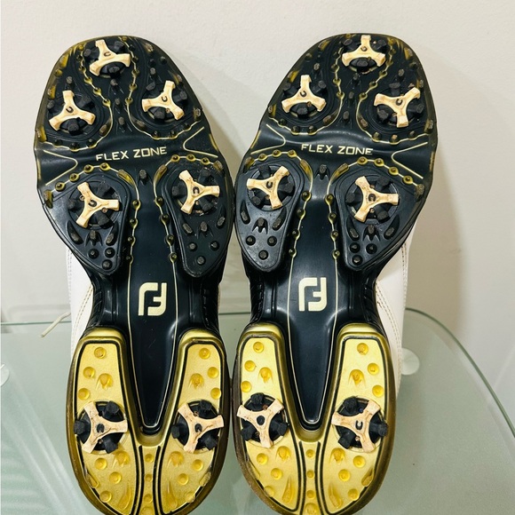 FootJoy FJ Sport Golf Shoes 53102 White Black‎ Flex Zone | Men's 8 - Picture 9 of 10